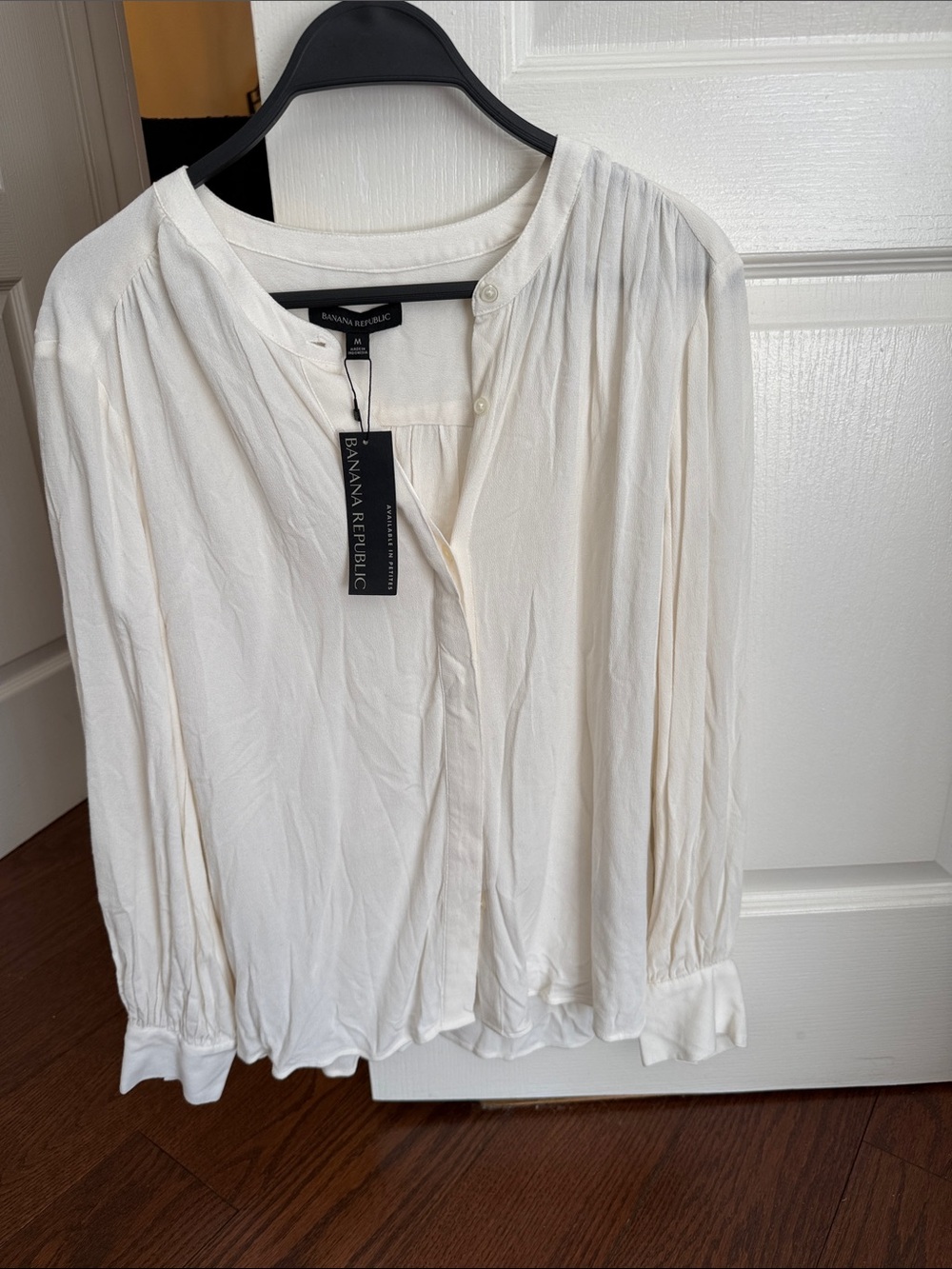 Banana Republic Women's white Button-Front Blouse